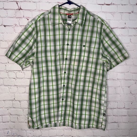 North‎ Face Shirt Mens Large Green White Plaid Button Up Pocket Short Sleeve - Picture 1 of 9